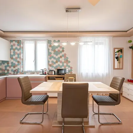 Roze Blue Design שצ'ופק