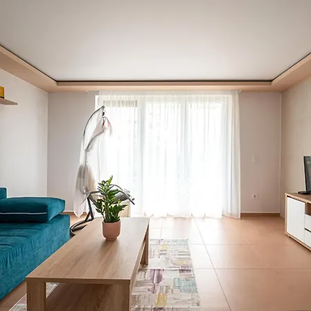 Roze Blue Design דירה שצ'ופק